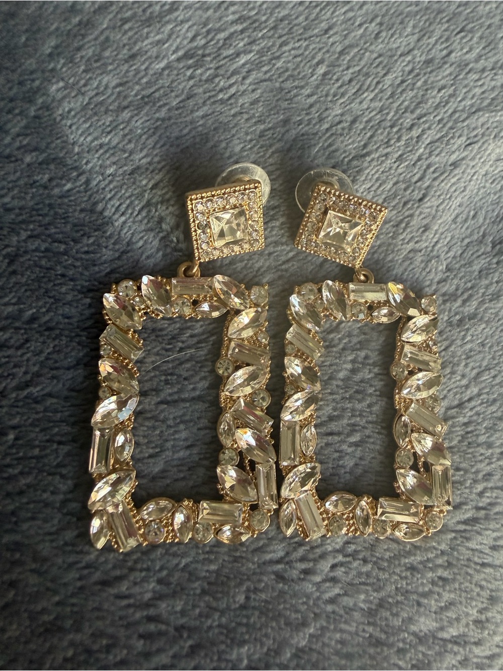 Earrings .New no box